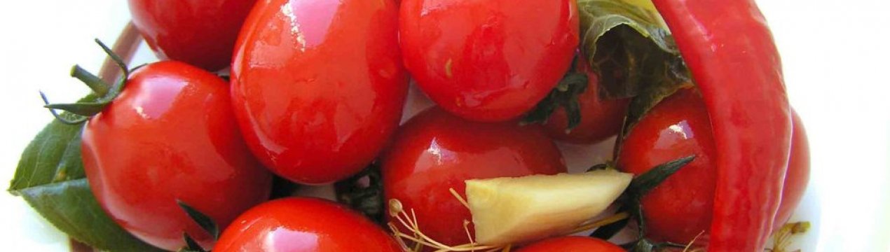 Солоні помідори «як діжкові» в домашніх умовах