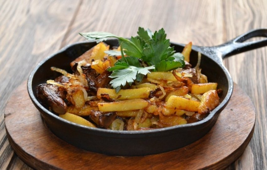 Лисички смажені з картоплею