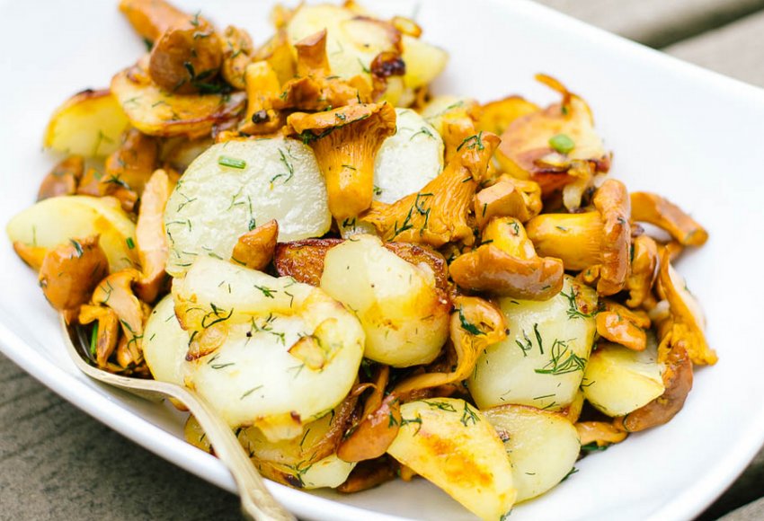 Лисички смажені з картоплею