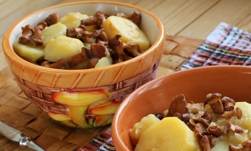 Лисички смажені з картоплею