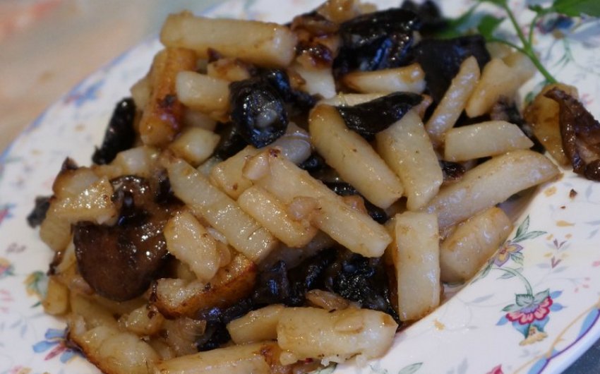 Підберезники жареные с картошкой Підберезники жареные с картошкой