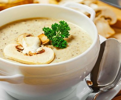 Рецепт смачного супу-пюре з грибами та картоплею