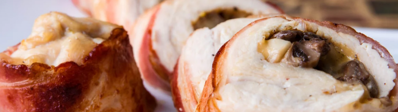 Приготування курячого філе, фаршированого грибами та сиром