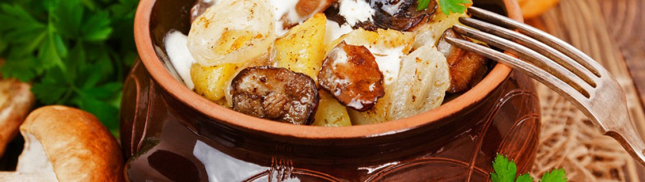 Рецепт смачної картоплі з печерицями в горщиках у духовці