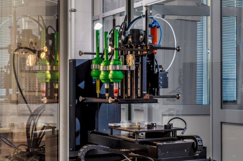 В космосі роздрукують яловичину та рибу на російському диво-принтері