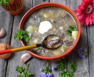 Як готувати суп зі свіжих і заморожених підберезовиків