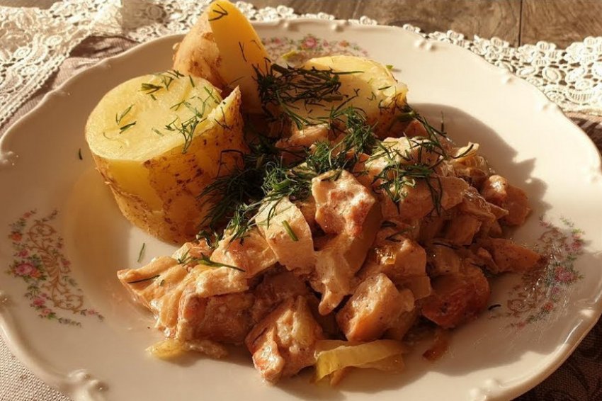 З цибулею З цибулею