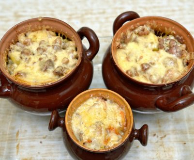 Як приготувати картоплю з грибами в горщиках