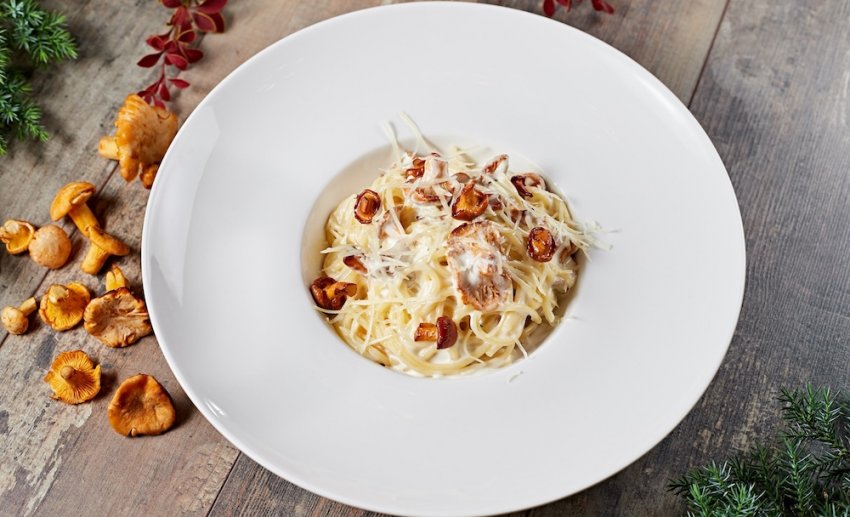 Паста з лисичками з чебрецем Паста з лисичками з чебрецем