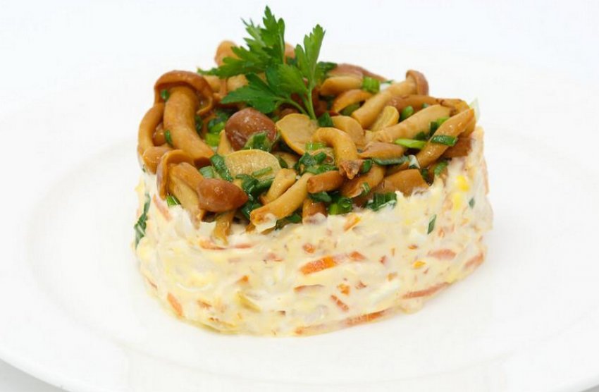 Салат «Грибне лукошко»