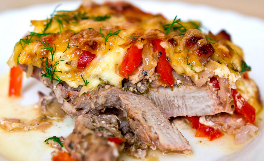 Мясо с шампиньонами в духовке как приготовить, рецепты с