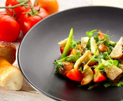 Як готувати салат із білими грибами