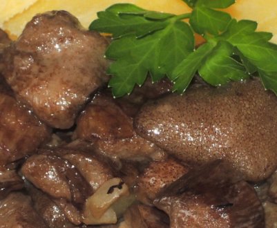 Як приготувати смажені маслюки зі сметаною та цибулею