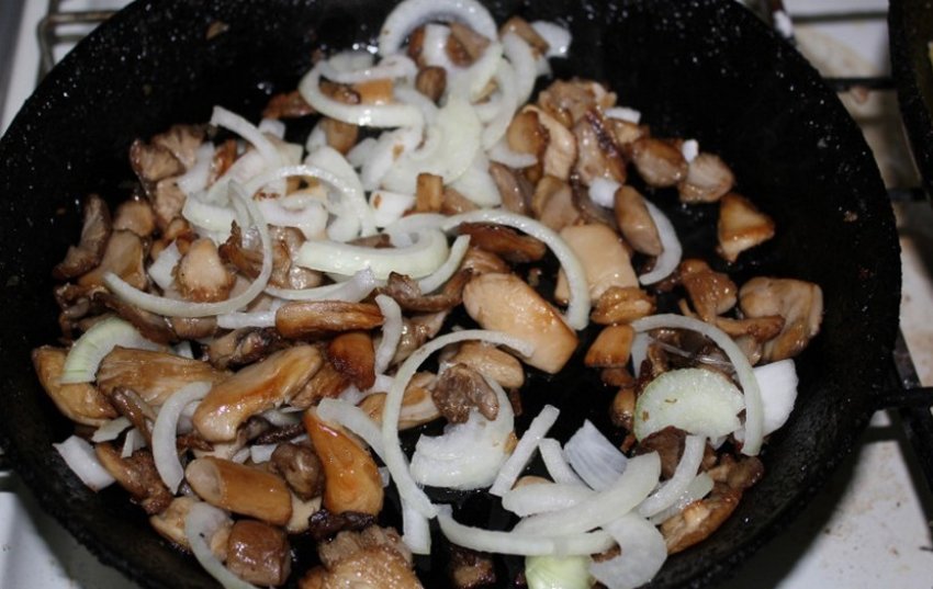 З цибулею З цибулею