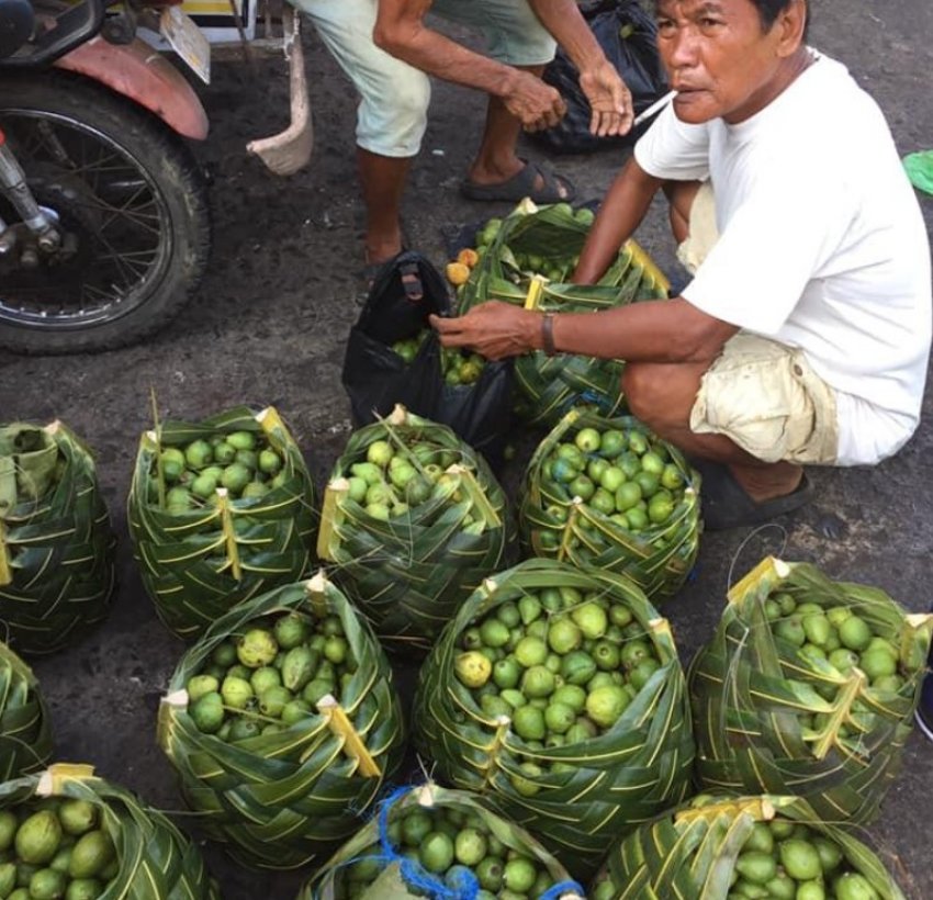 Кошика з листя — азіатська альтернатива одноразового пластику Кошика з листя — азіатська альтернатива одноразового пластику