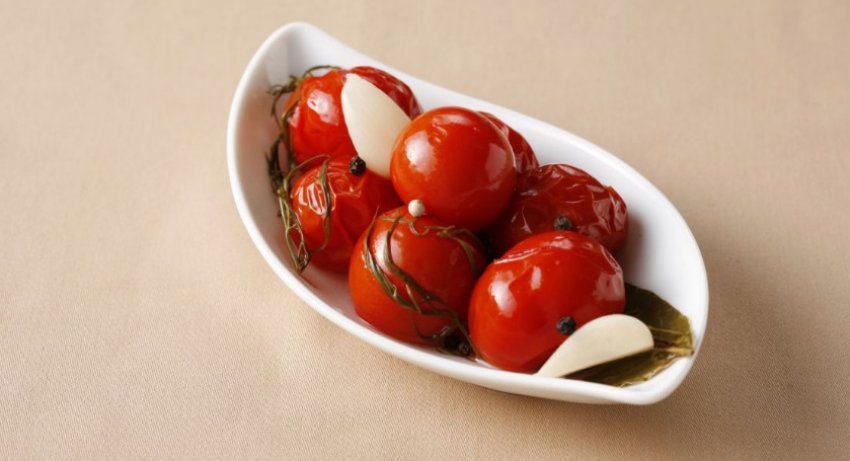 Солоні помідори