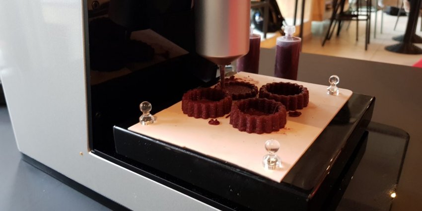 3D-принтер голландських студентів перетворює фрукти і овочі в їстівні прикраси 3D-принтер голландських студентів перетворює фрукти і овочі в їстівні прикраси