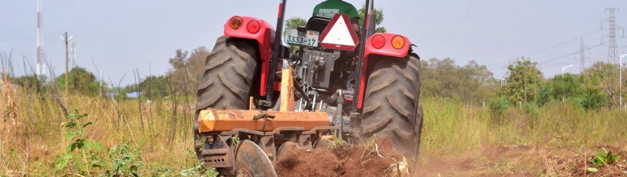 Фермери Гани зможуть обмінюватися сільгосптехнікою по телефону