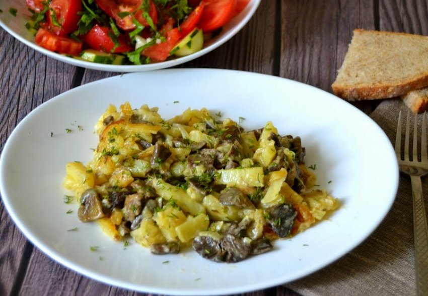 Сироїжки смажені з картоплею Сироїжки смажені з картоплею