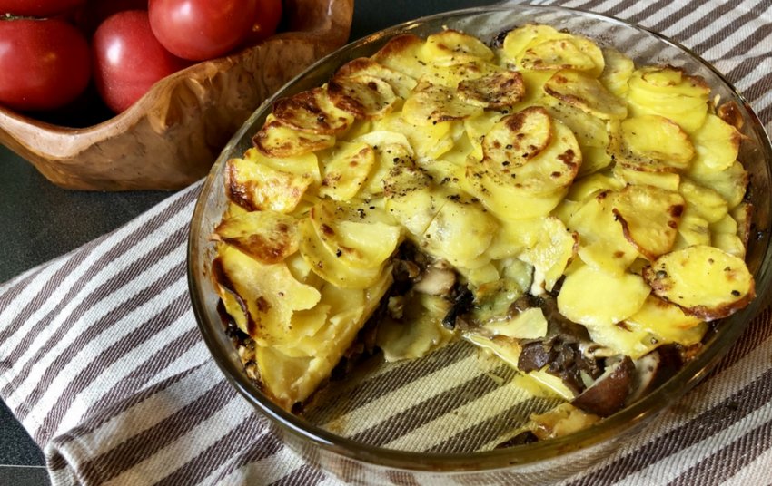 Запіканка з печерицями та картоплею