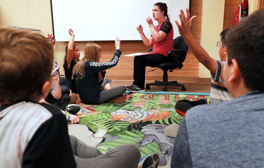 Школярі із США вивчають аквапонику на практиці