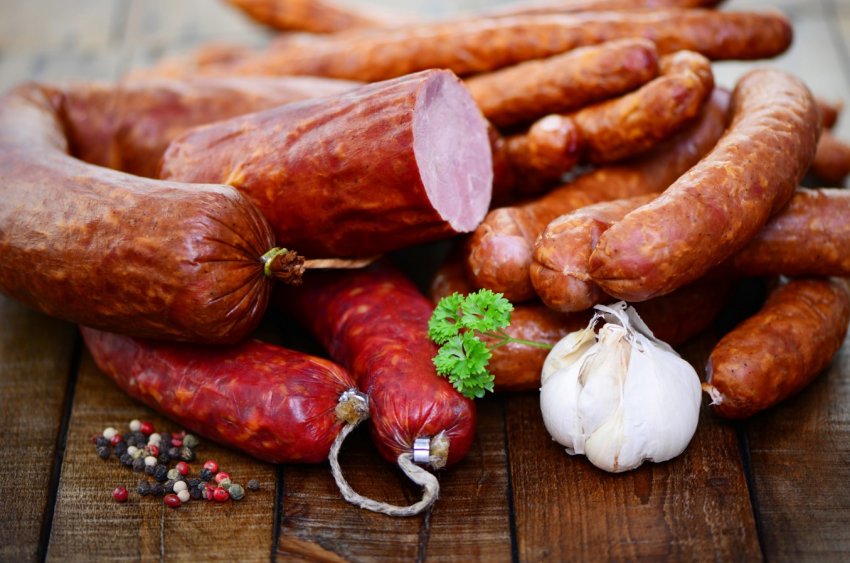 Донецький фермер будує ковбасний цех у лінії розмежування