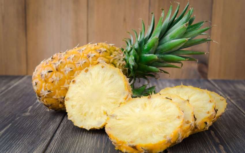 3 тисячі гектарів ананасів загинули від посухи в Мексиці 3 тисячі гектарів ананасів загинули від посухи в Мексиці