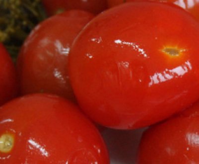 Як приготувати малосольні помідори: найкращі рецепти, корисні поради