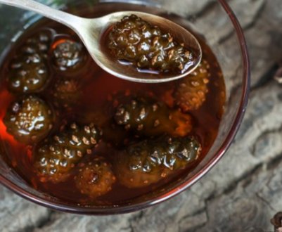 Сироп із соснових шишок, користь і протипоказання