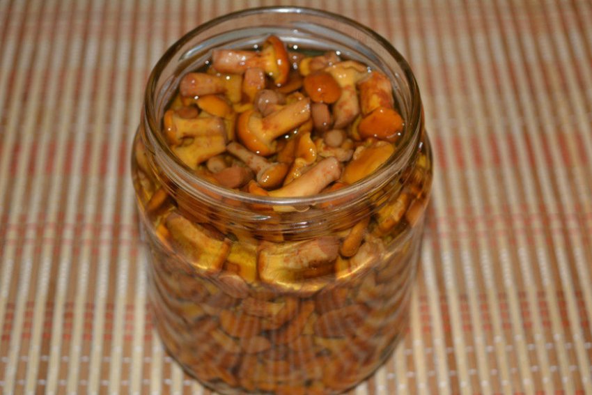 Маринування з олією Маринування з олією