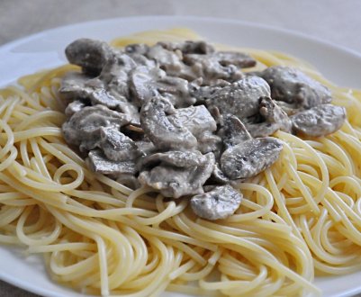 Як готувати соус із печериць для спагеті