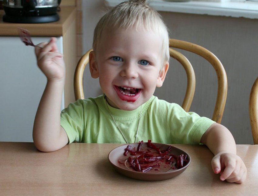 Варена буряк для дітей