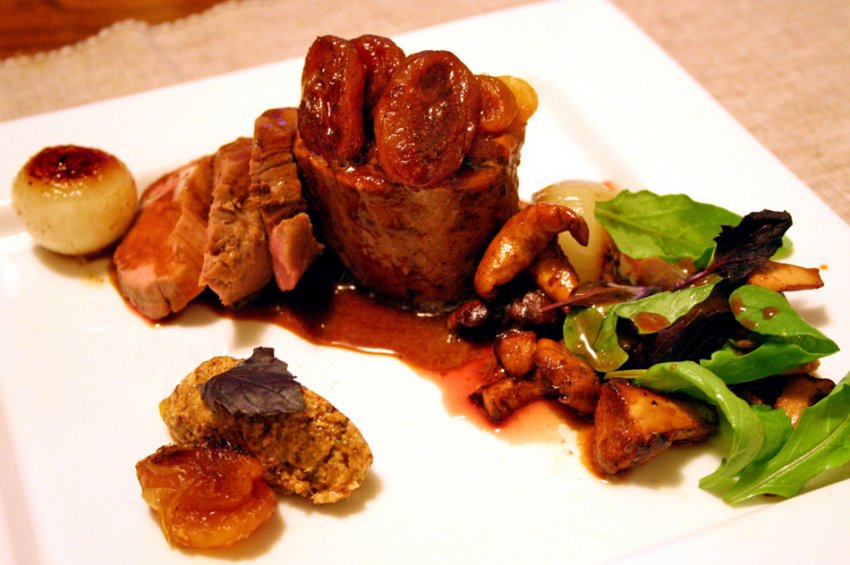 Свинина з лисичками Свинина з лисичками