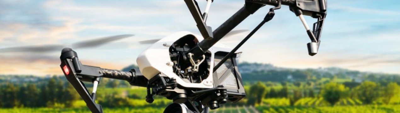 Компанії John Deere і Volocopter створили великі безпілотники для сільського господарства