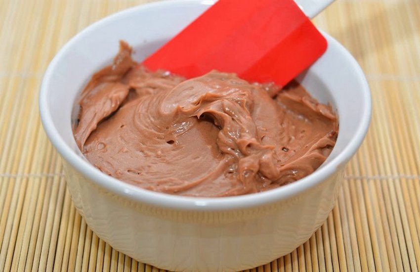 Домашній крем під очі