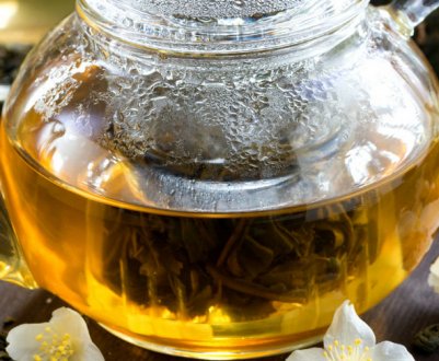 Чай з жасмином: користь, шкода та протипоказання