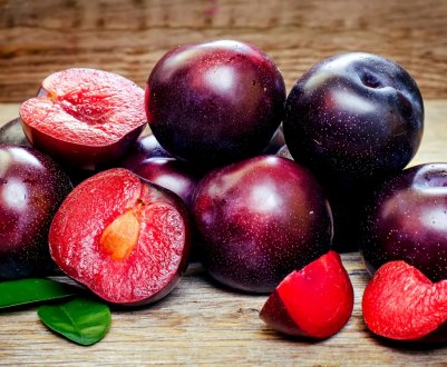 Сливи у формі серця викликали фурор на виставці в Мадриді