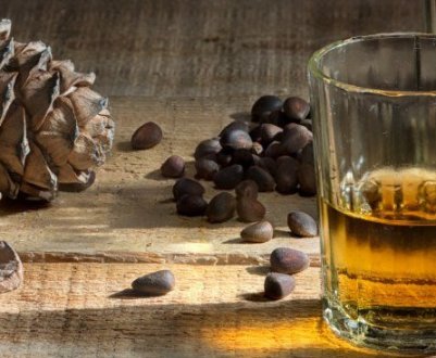 Как пить настойку из кедровых орешков от миомы и кисты