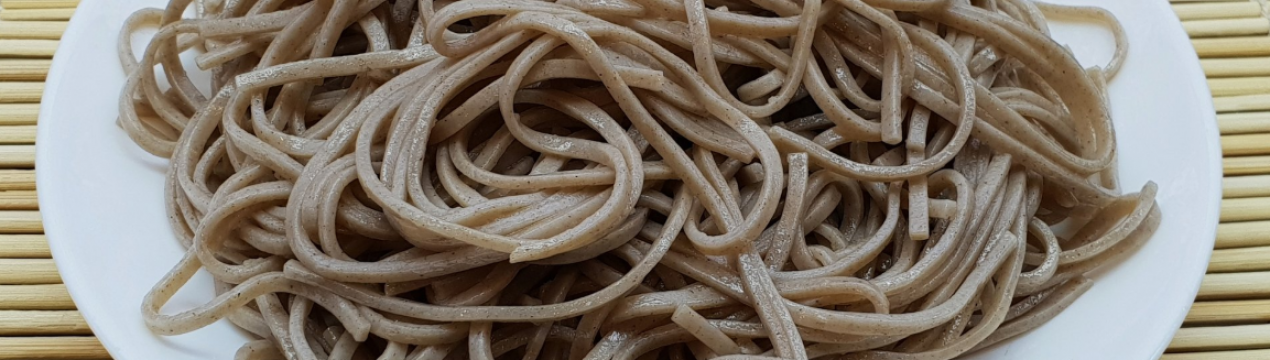 Гречана локшина: склад, калорійність, користь і шкода