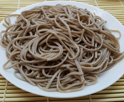 Гречана локшина: склад, калорійність, користь і шкода