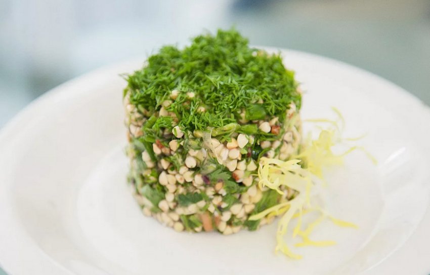 Салат із хлібцями