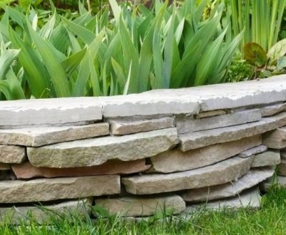 Кам'яні клумби в ландшафтному дизайні