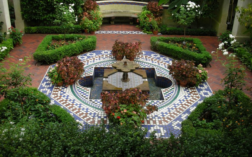 Сад у мавританському стилі