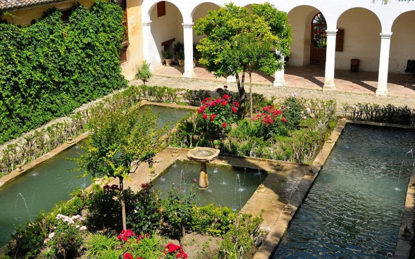 Ландшафтний дизайн у мавританському стилі Ландшафтний дизайн у мавританському стилі