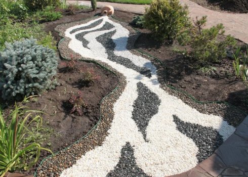 Цветная каменная крошка в ландшафтном дизайне