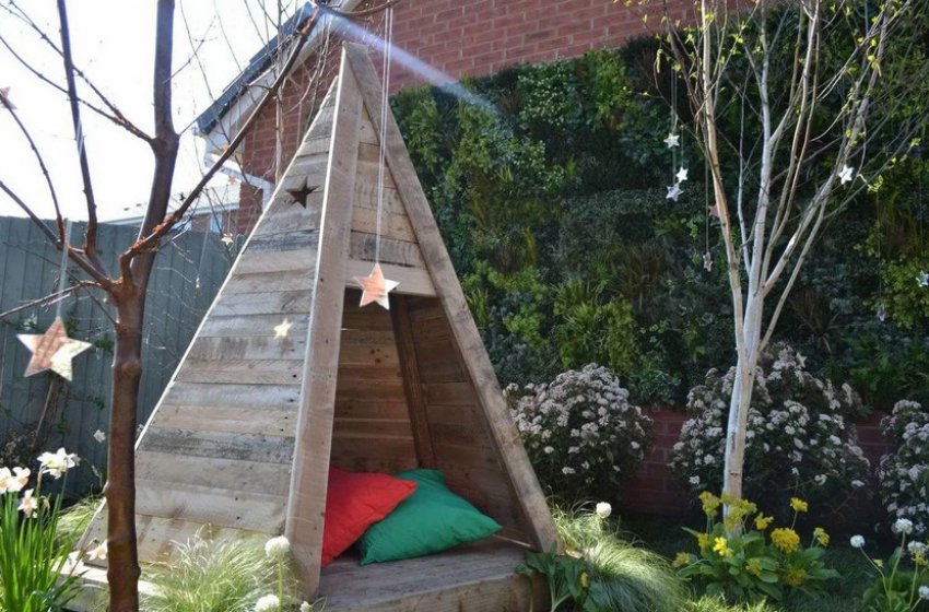 Шалаш в саду