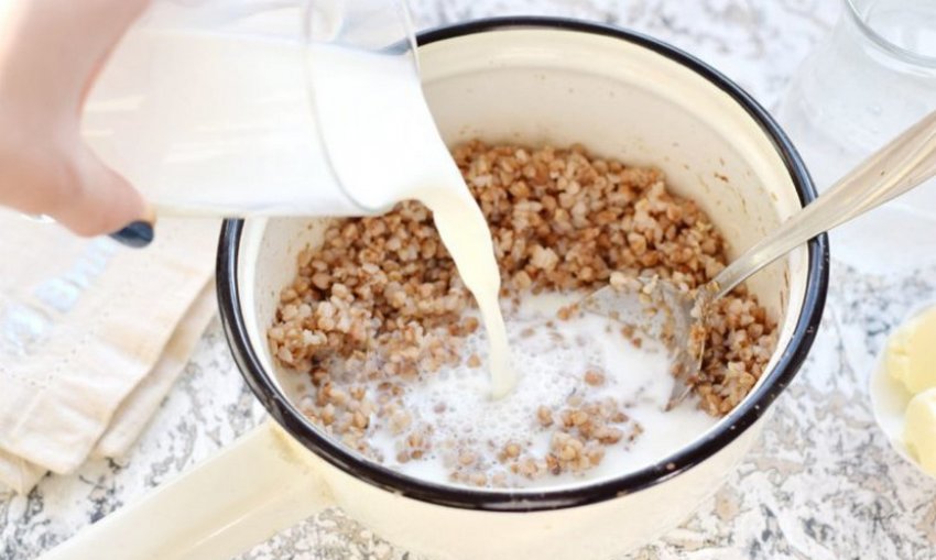 Гречка на молоці