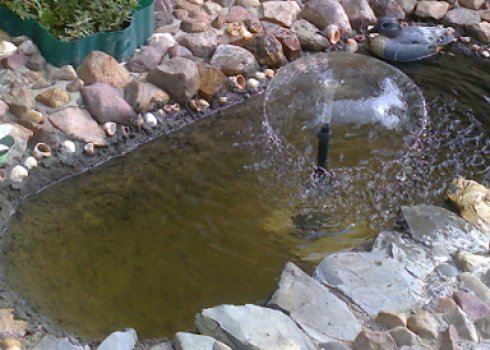 Декоративний фонтан з ванни своїми руками