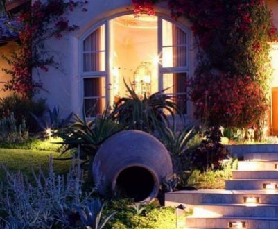 Ландшафтний дизайн саду з середземноморським ландшафтом