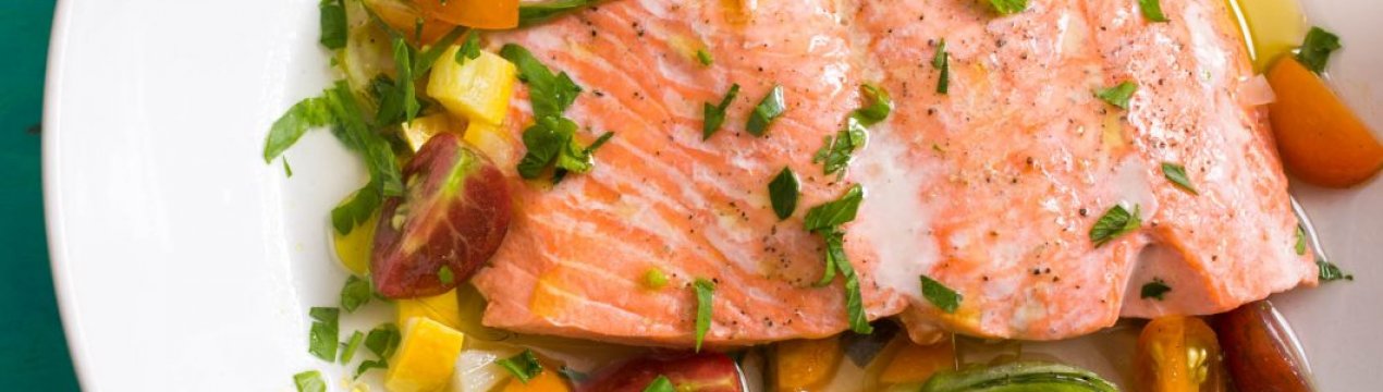 Приготування соковитої горбуші з овочами